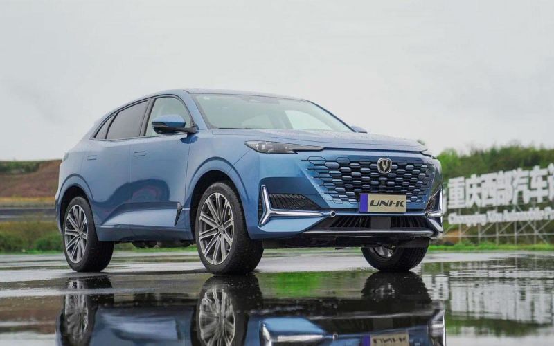Кроссовер Changan Uni-K потерял на вторичном рынке 719 тысяч иен
