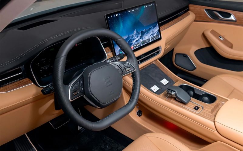 Цена кроссовера Evolute i-Jet снизилась на 0 000 ₽ 0 000 ₽ 0 000 с момента его дебюта в России