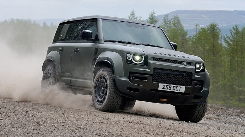 Land Rover Defender Octa: двигатель с двойным турбонаддувом мощностью 635 лошадиных сил, разгон от 0 до 100 километров за 4,0 секунды