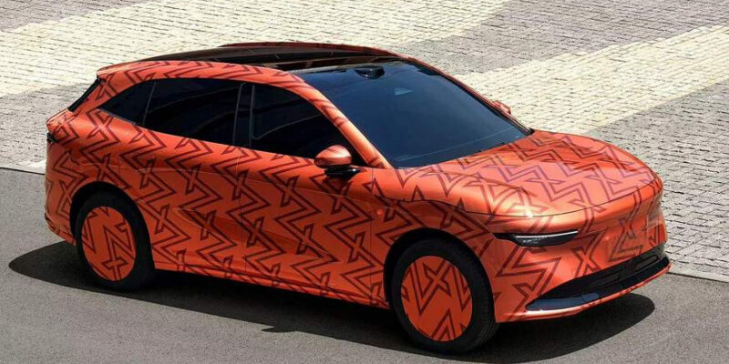 Новый кроссовер Zeekr от Geely показался на фото