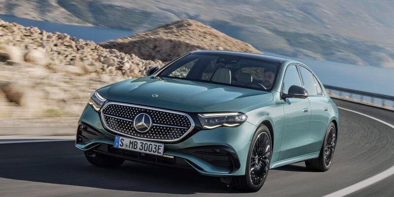 Новый Mercedes E-Class разбили в краш-тесте. Его уже продают в России