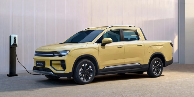Пикап Radar RD6 от Geely отправили на экспорт под новым брендом Riddara