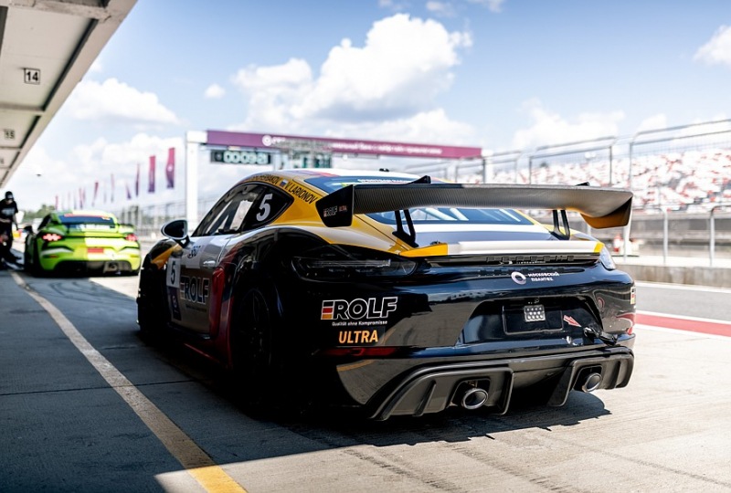 РОЛЬФ и Sportcar Racing Team – двукратный победитель Sber First GT Cup