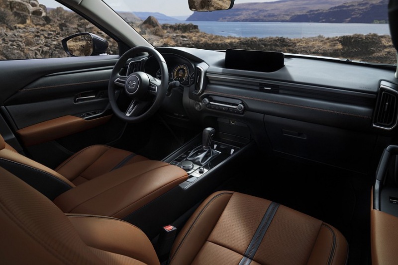 Кроссовер Mazda CX-50 получит гибридную версию от Toyota