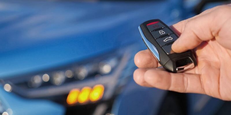 Угон машины по VIN: в зону риска попали автомобили со смарт-ключами