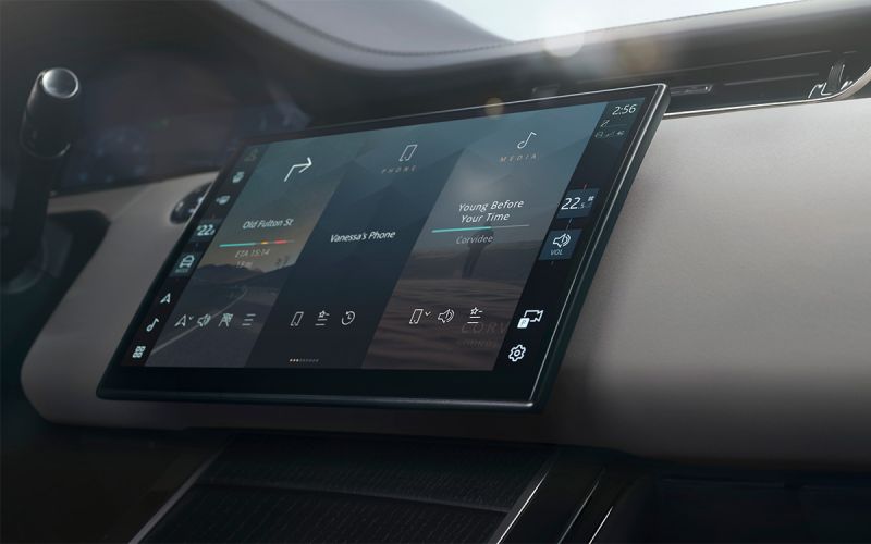 В России начинают продавать рестайлинговый Range Rover Evoque за £11 млн

