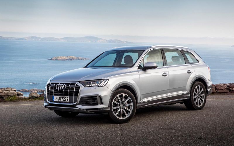 Новый Audi Q7 начал продажи в России
