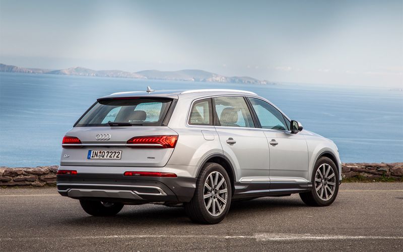 Новый Audi Q7 начал продажи в России