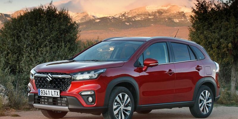 В Россию привезли новый Suzuki SX4 по параллельному импорту: фото и цены