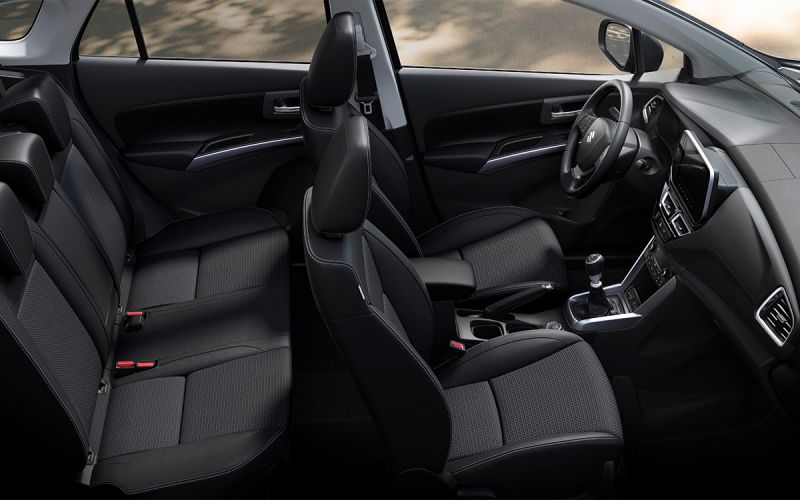 Новый Suzuki SX4 поступает в Россию методом параллельного импорта: фото и цены
