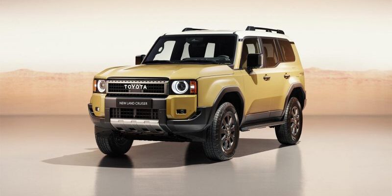 В Россию привезли новый Toyota Land Cruiser Prado: подробности и цены