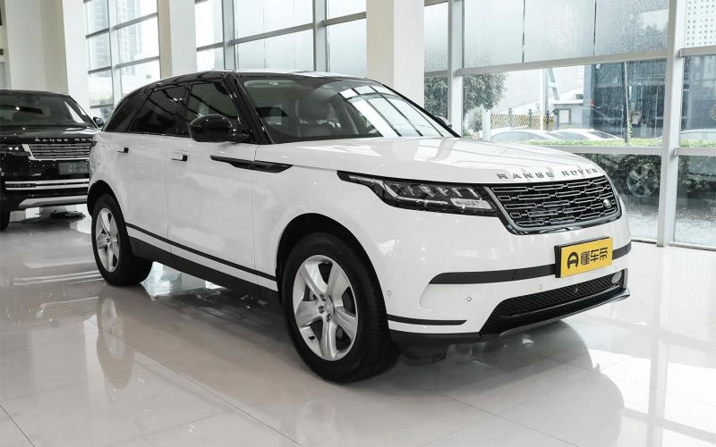 В Россию привозят обновленный Range Rover Velar сколько это стоит