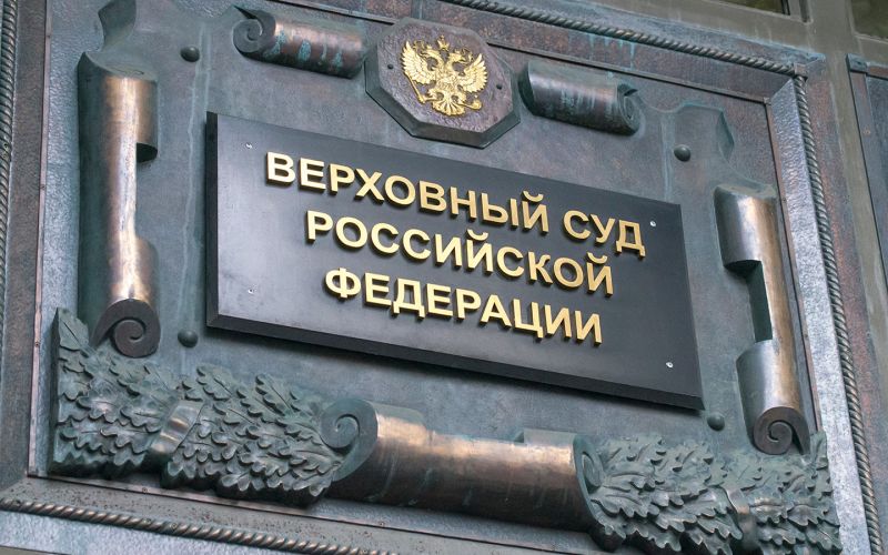 Водители выезжают на встречную полосу и снова под знаком: почему за это лишаются прав