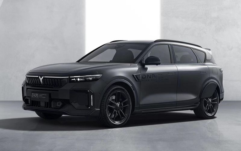 Дешевле, чем Mercedes, BMW и Audi: сколько стоит «доступный» премиум-класс из Китая