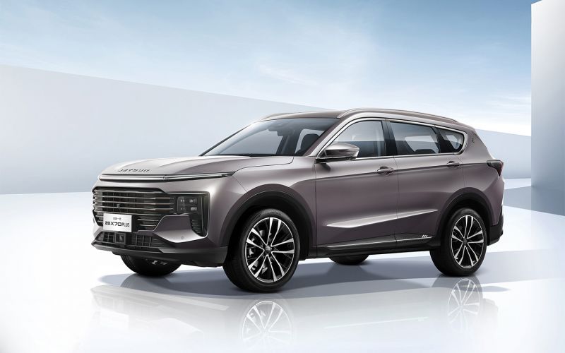 Дилеры решили представить в России новые BMW X3 и Audi A5. Чего еще ожидать