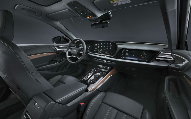Дилеры решили представить в России новые BMW X3 и Audi A5. Чего еще ожидать