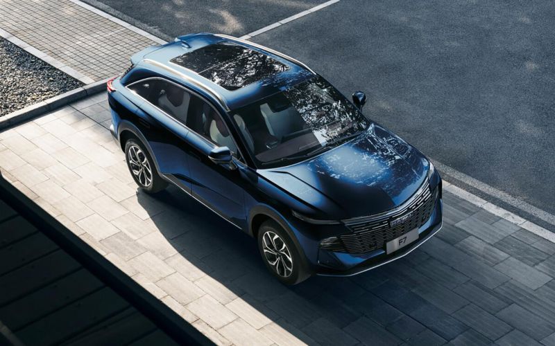 Haval раскрыла цену нового кроссовера F7 в России