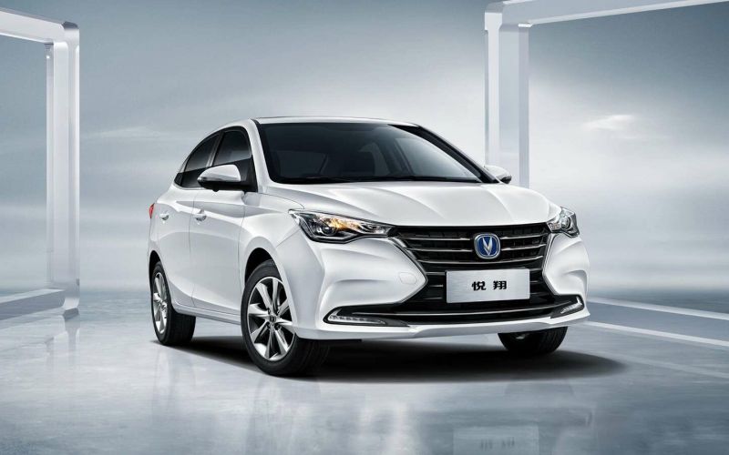 Новая Lada Vesta с ESC: с какими иномарками она составит конкуренцию