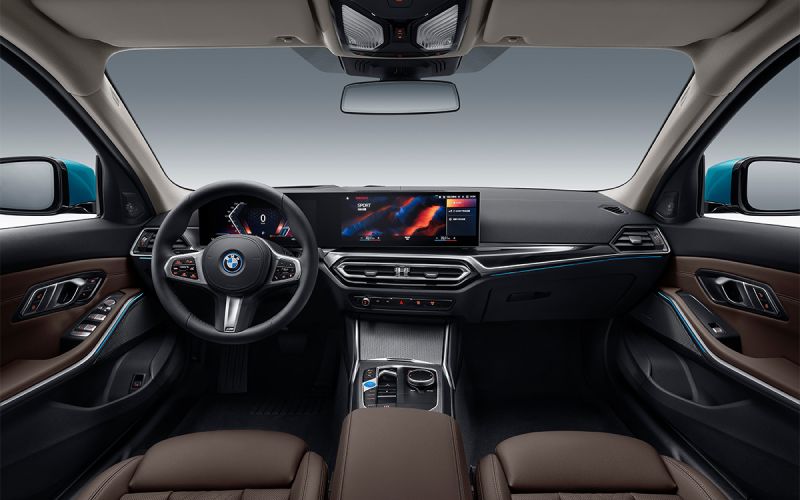 Электрический седан BMW 3 серии привозят в Россию. Подробности и цены