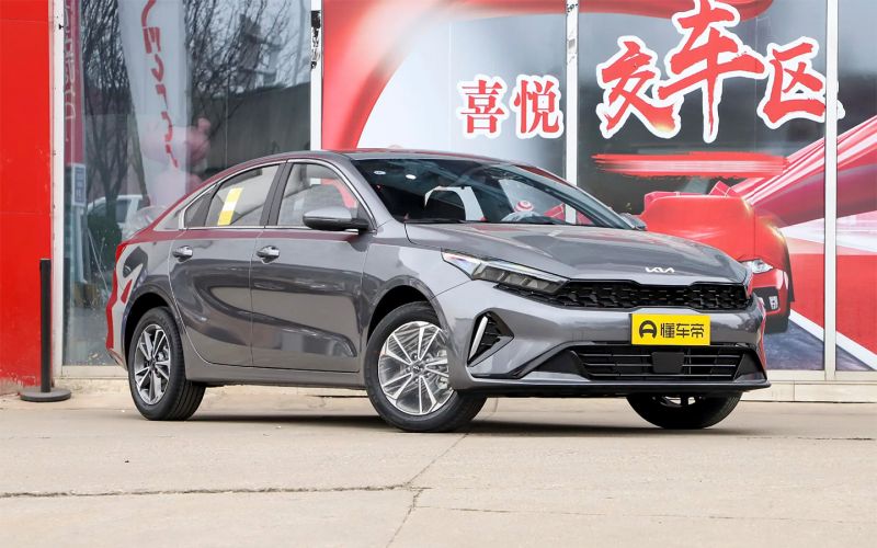 Фотографии и комплектации 5 новых моделей Hyundai и Kia стоимостью до 2,5 миллионов вон