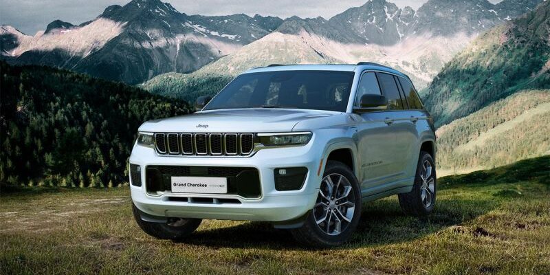 Дилер привез в Россию гибридный Jeep Grand Cherokee. Подробности и цены