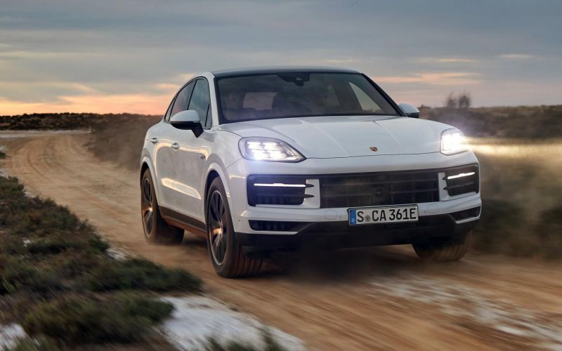 Дилер привез в Россию гибридное купе Porsche Cayenne. Подробности и цены