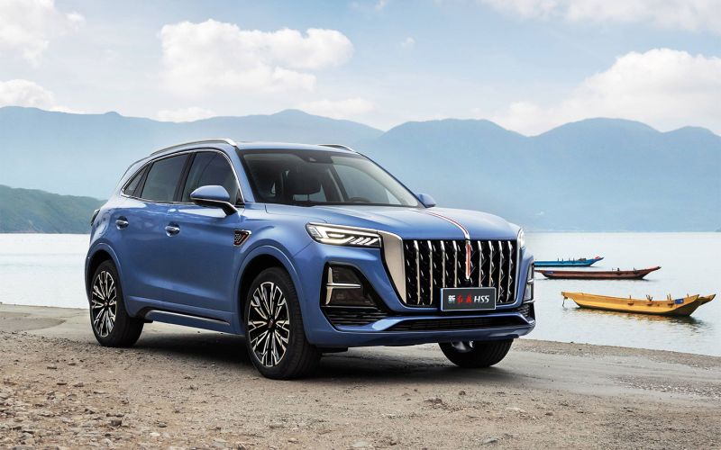 Hongqi анонсировала дебют обновленного кроссовера HS5 в России