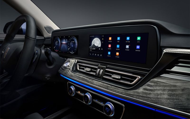 Hongqi анонсировала дебют обновленного кроссовера HS5 в России