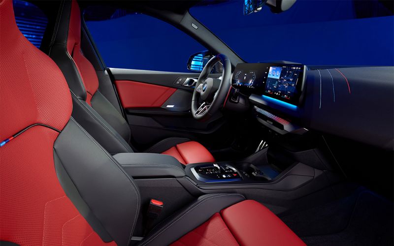 Компания BMW выпустила новую 2-Series Gran Coupe. Теперь более мощный и с функцией массажа