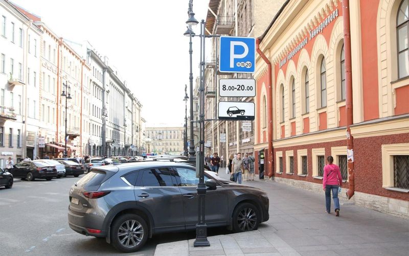 Как будут работать парковки в Петербурге в ноябрьские праздники