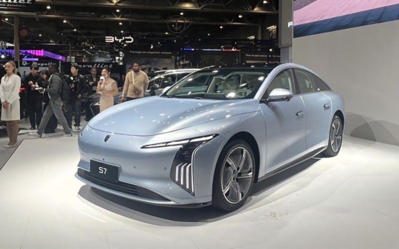 Китайцы произвели фурор на Парижском автосалоне. Какие новые китайские товары появятся в России