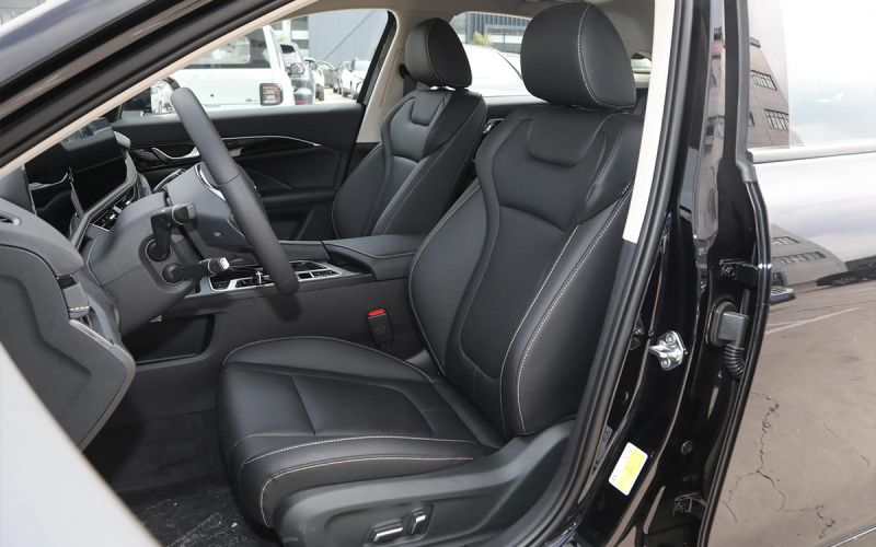 Новый FAW Besturn B70 готов к дебюту в России. Именованная конфигурация