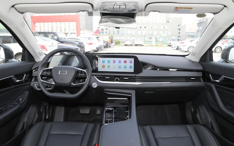 Новый FAW Besturn B70 готов к дебюту в России. Именованная конфигурация