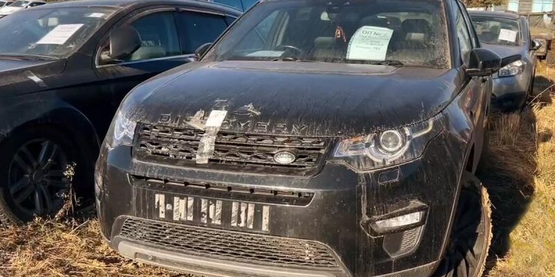 Похищенный в Британии Land Rover нашли в Иркутске. Он засветился в ГАИ