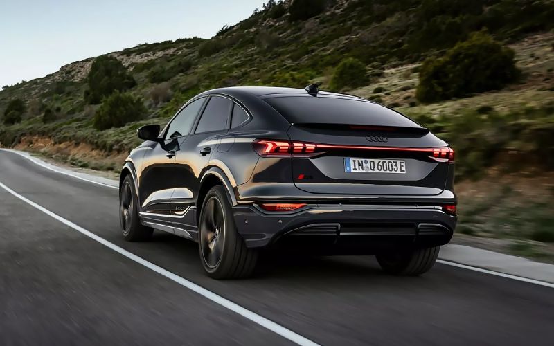 Самая привлекательная новинка Парижского автосалона. Какие модели привезут в Россию