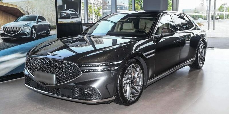 В Россию прибыл новый Genesis G90. Он дороже Audi А8 и BMW 7-er