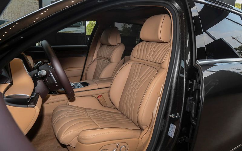 Новый Genesis G90 прибыл в Россию. Дороже, чем Audi A8 и BMW 7 серии