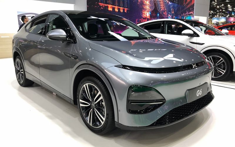 Xpeng Motors представила в Париже три электромобиля. Тесла сталкивается с угрозами