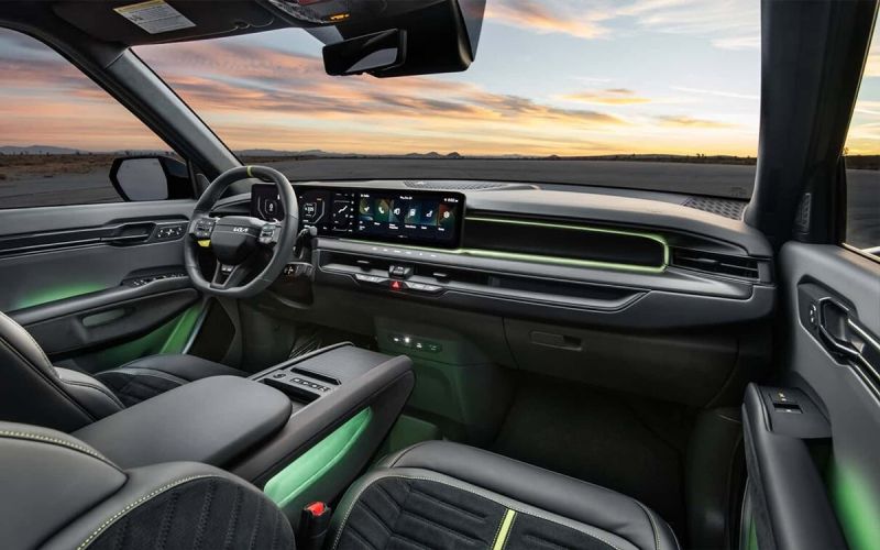 4,3 секунды до 100 км/ч. Представлен новый Kia EV9 GT