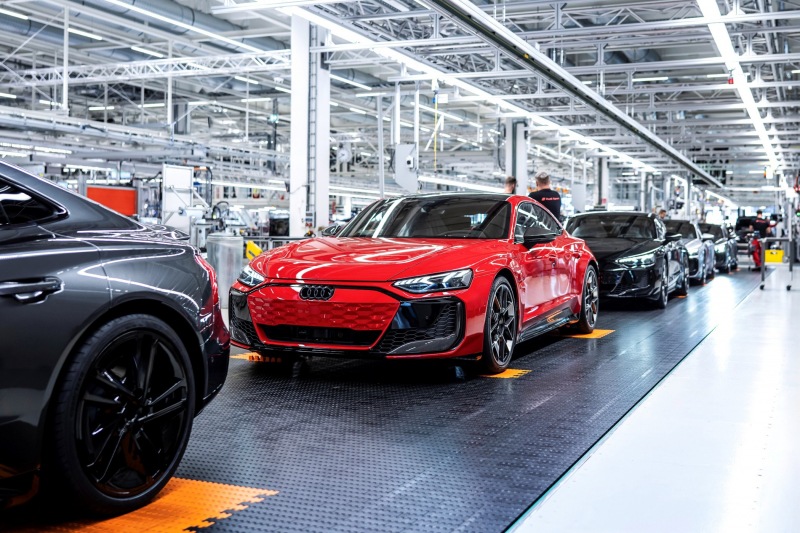 Audi теряет позиции на всех ключевых рынках и готовится к массовым увольнениям