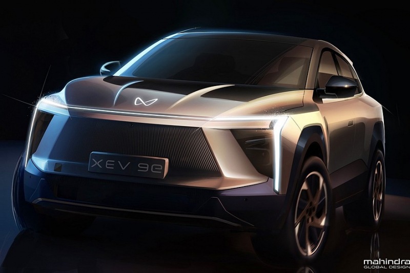 Mahindra India анонсирует одновременно два необычных кроссовера