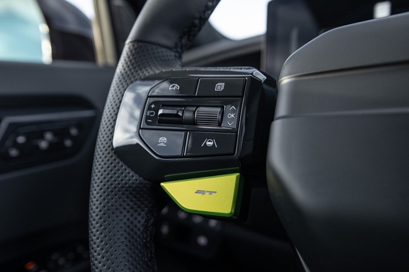 Kia EV9 получит спортивную версию GT с симулятором переключения передач