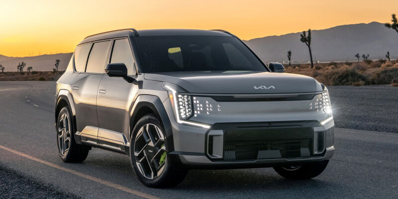 Kia EV9 обзавёлся спортивной версией GT с имитатором переключения передач