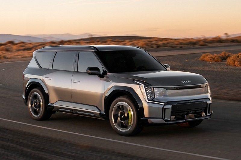 Kia EV9 получит спортивную версию GT с симулятором переключения передач