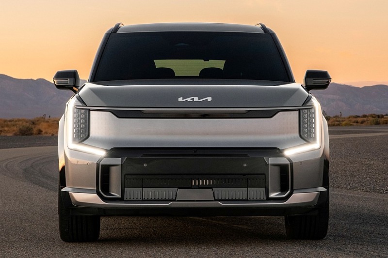 Kia EV9 получит спортивную версию GT с симулятором переключения передач