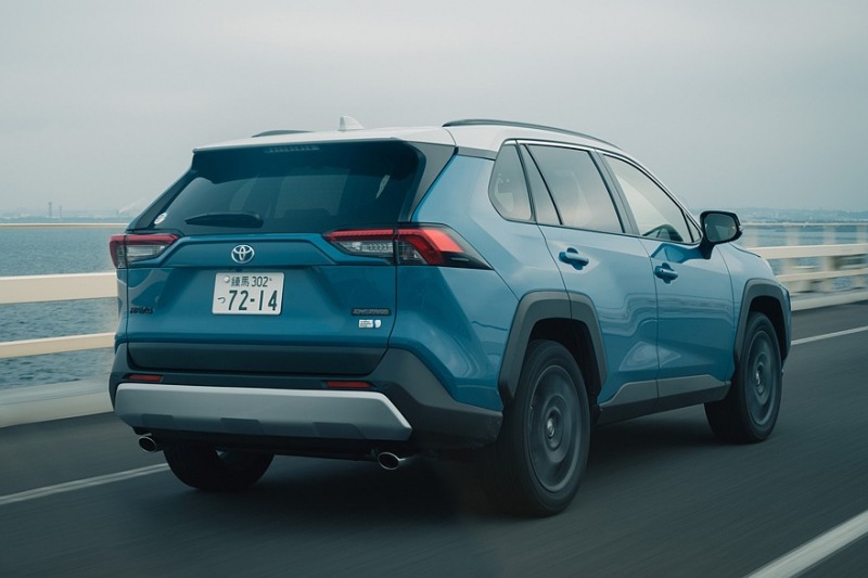Кроссовер Toyota RAV4 в Японии будет доступен только с полным приводом