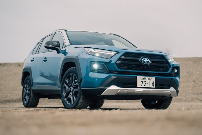 Кроссовер Toyota RAV4 в Японии будет доступен только с полным приводом