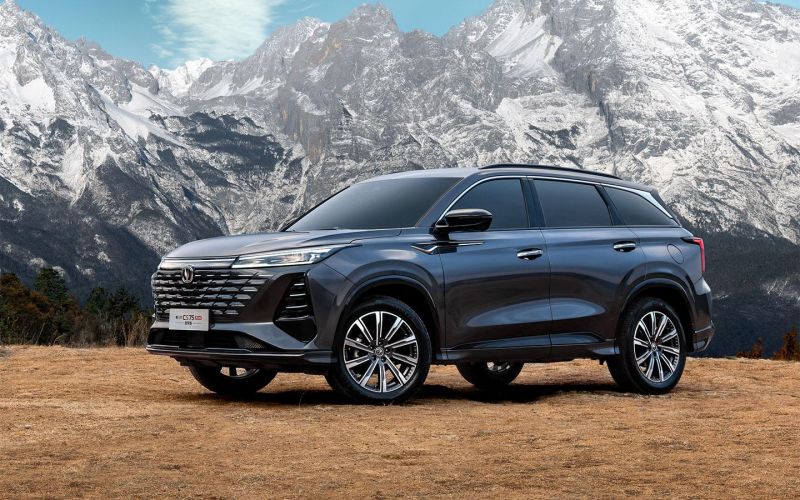 Новый Changan CS75 Plus оказался почти на ₽700 тыс дороже последней версии

