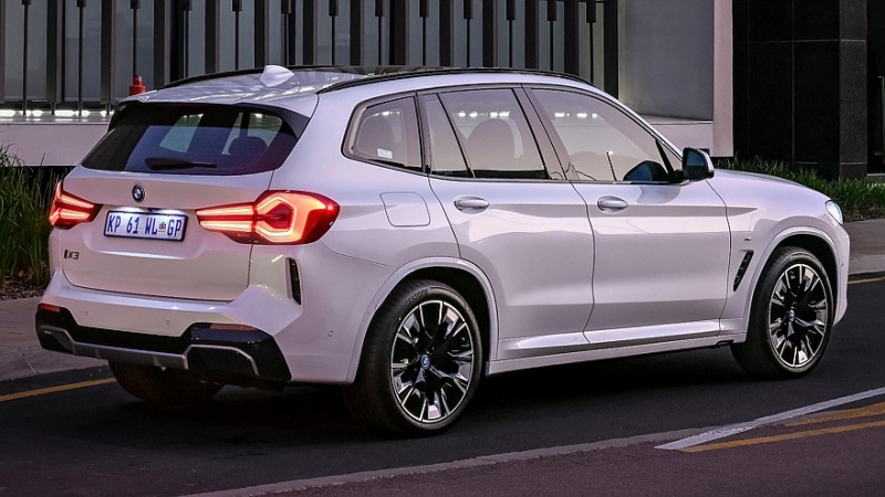 BMW iX3 нового поколения: первые изображения