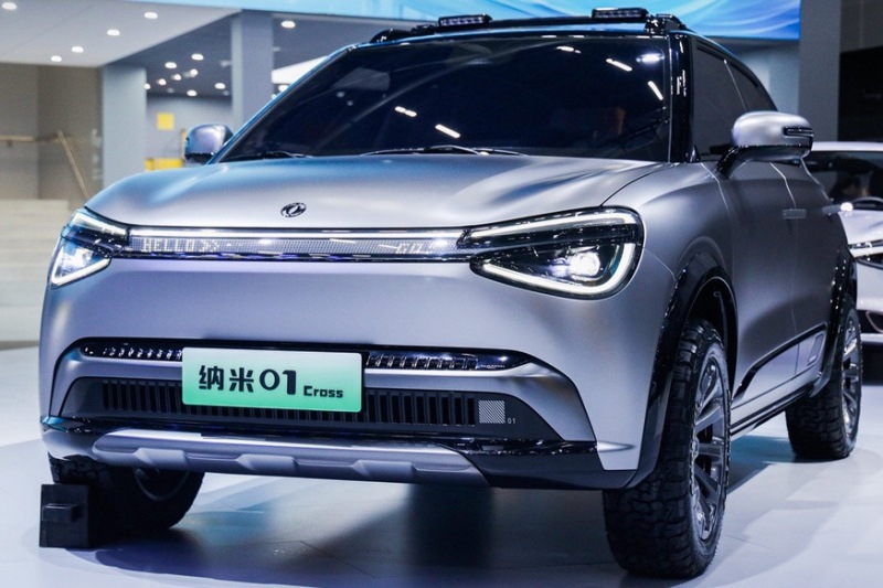 Стильный и экономичный хэтчбек South America 01 от Dongfeng трансформируется в кроссовер